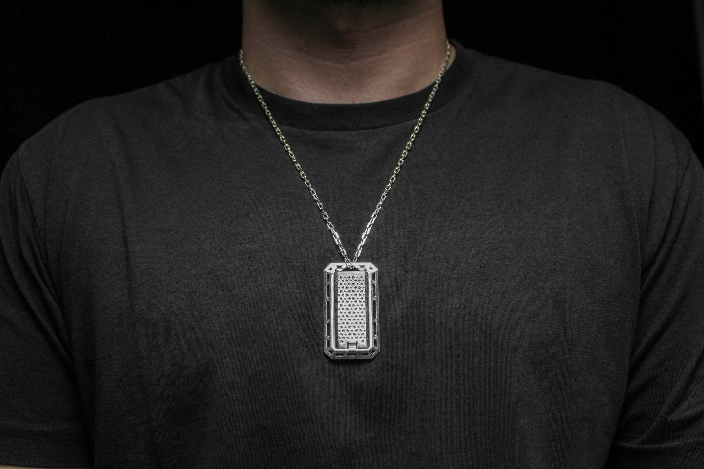 ISOGRID DOG TAG PENDANT + COVER