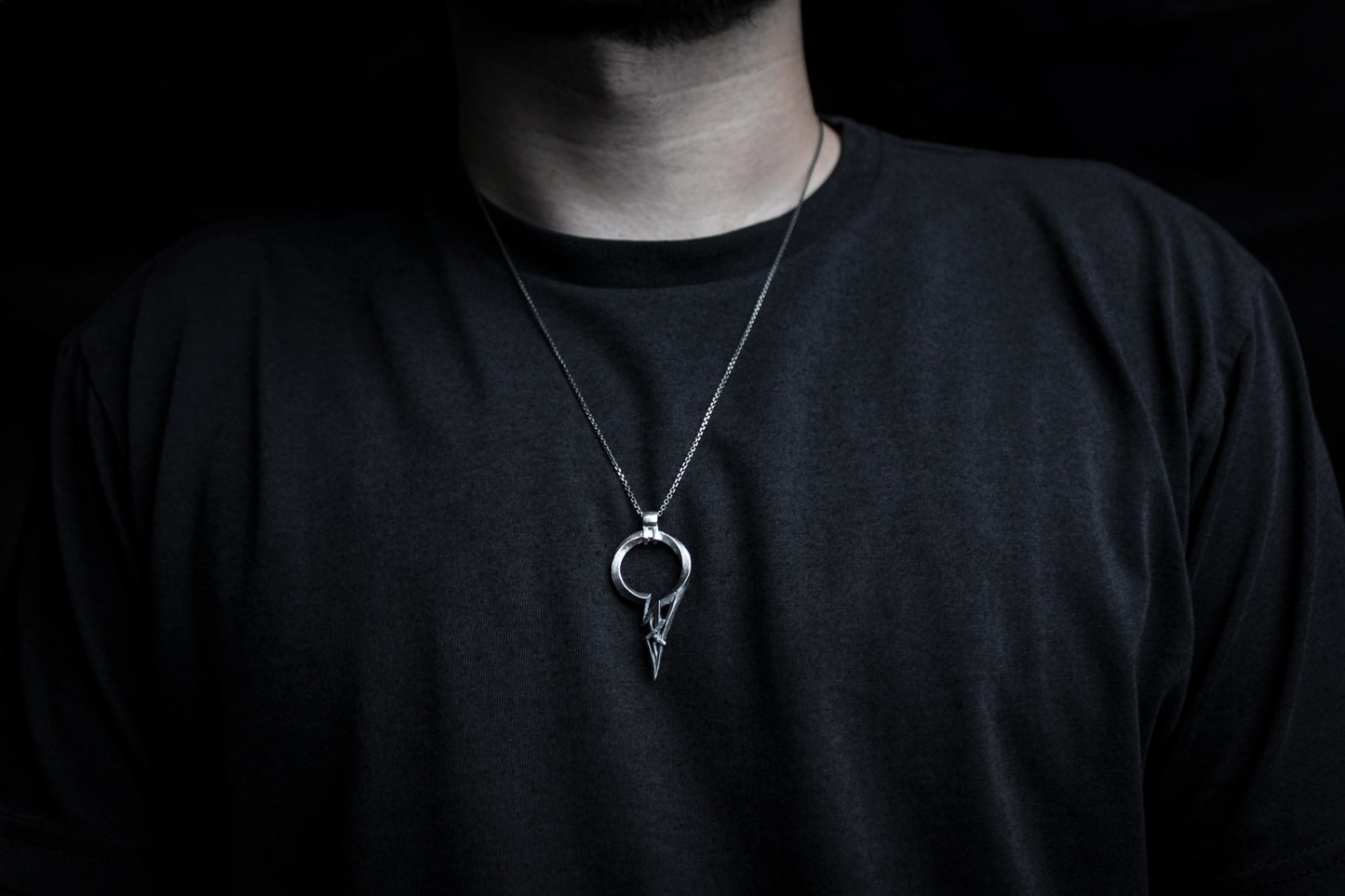 [POLISHED] INVERSE GAIN PENDANT